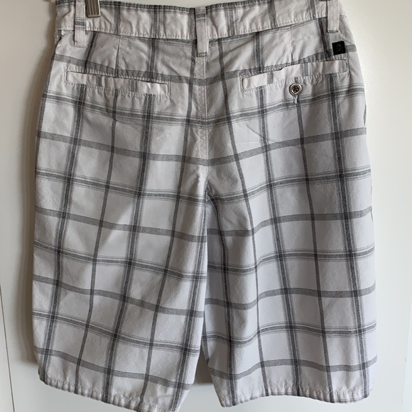 Men’s Grey & White Print Shorts - Picture 3 of 9